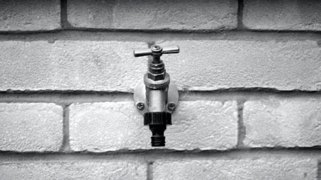 how-to-keep-outdoor-spigots-from-freezing